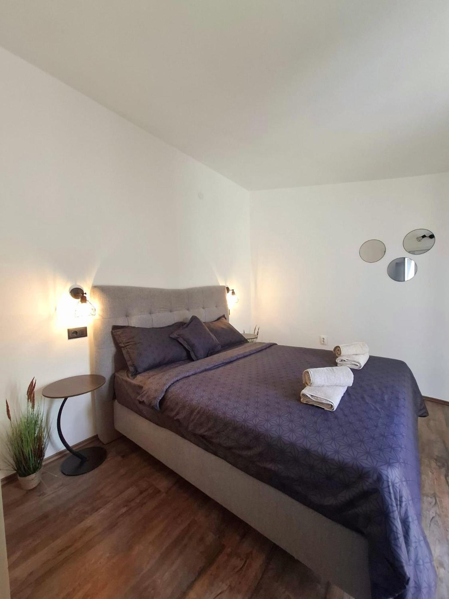Апартаменты Apartman Simun Примоштен Экстерьер фото